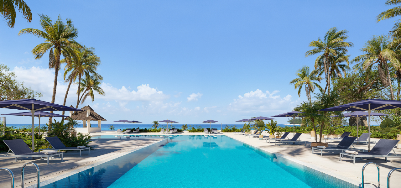 Hauptpool im Iberostar Selection Zanzibar